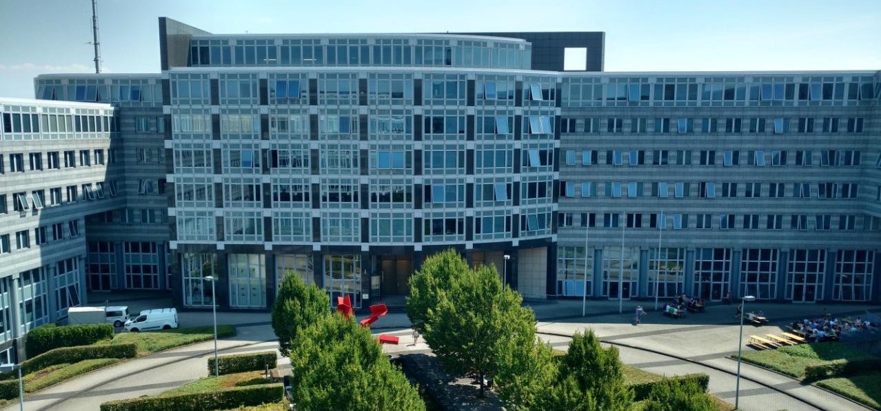 Dienstgebäude Regierungspräsidium Stuttgart mit Link auf Bereich Abt. 3